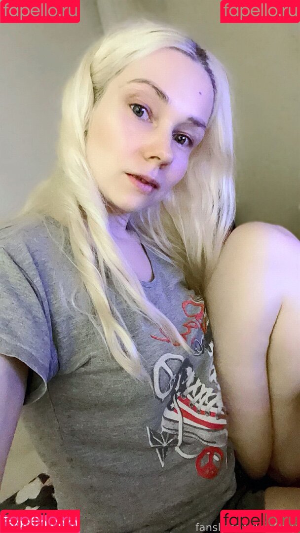 LeaFoxy Onlyfans Photo Gallery 