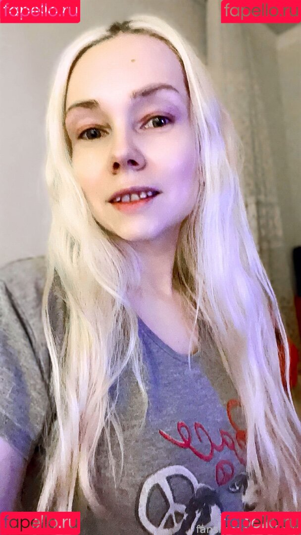 LeaFoxy Onlyfans Photo Gallery 