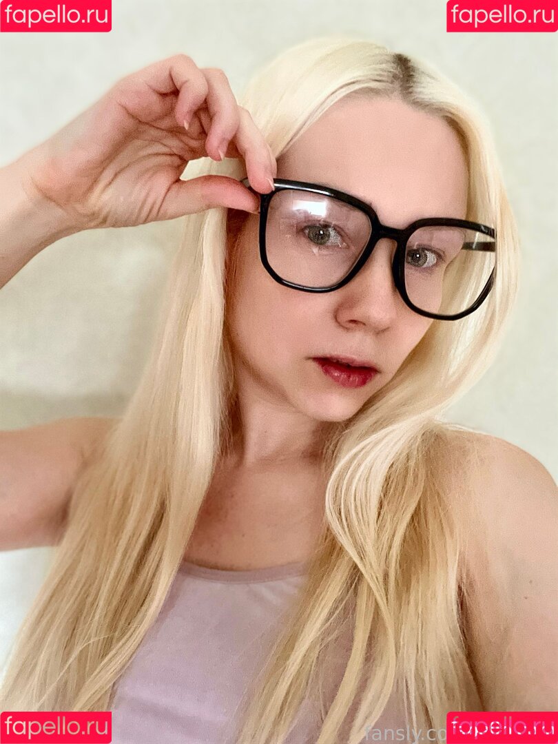 LeaFoxy Onlyfans Photo Gallery 