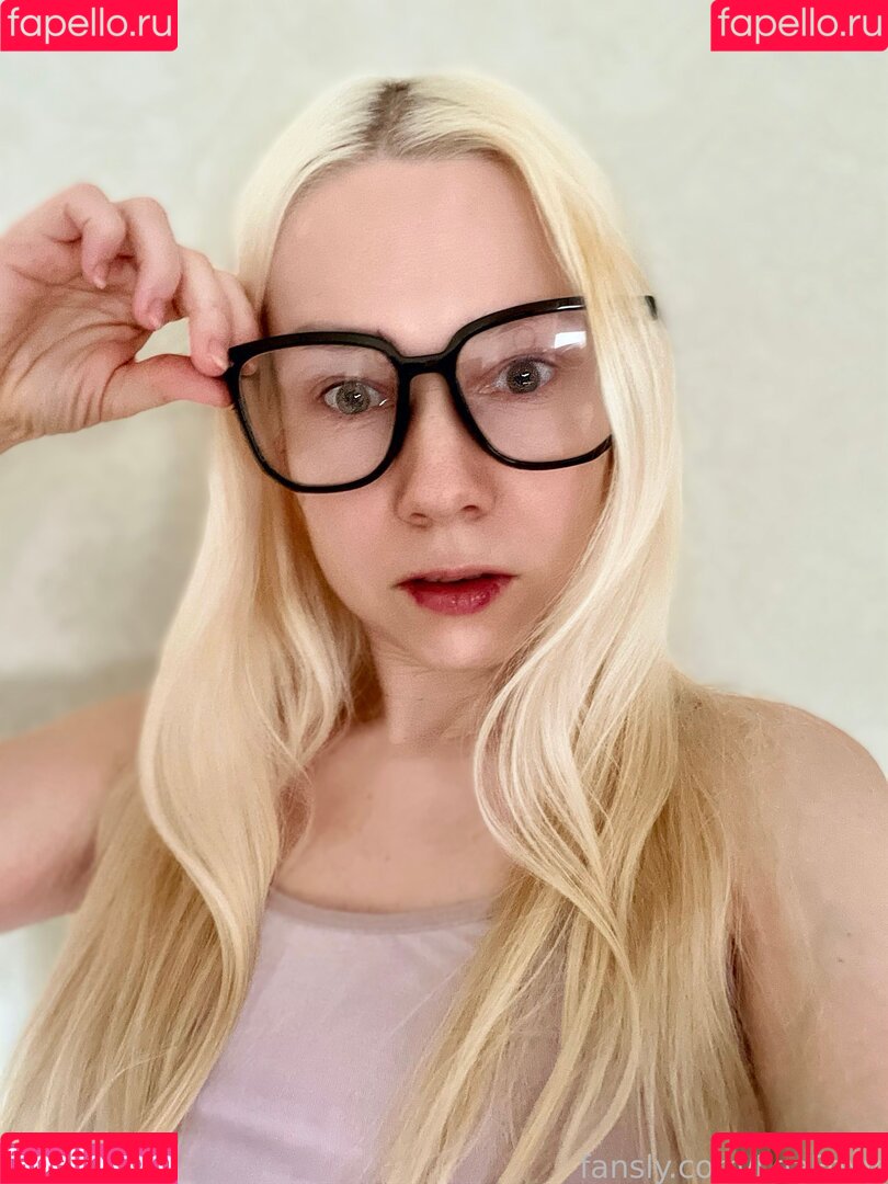 LeaFoxy Onlyfans Photo Gallery 