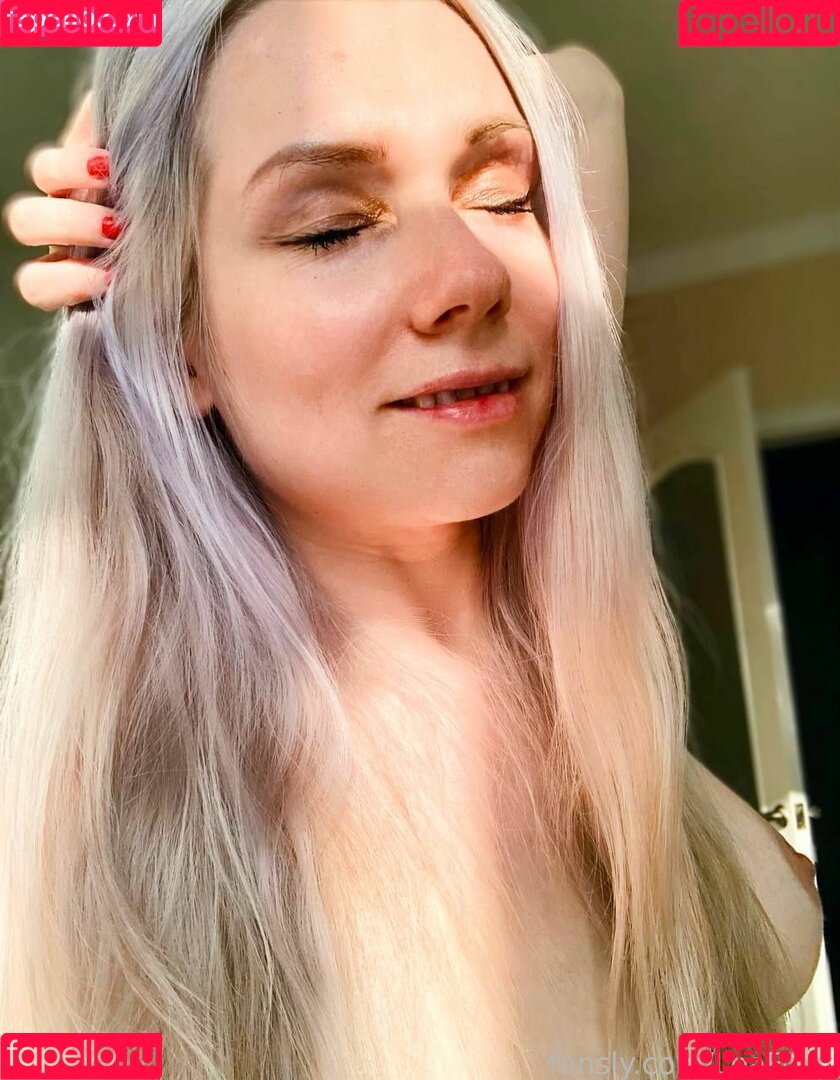 LeaFoxy Onlyfans Photo Gallery 