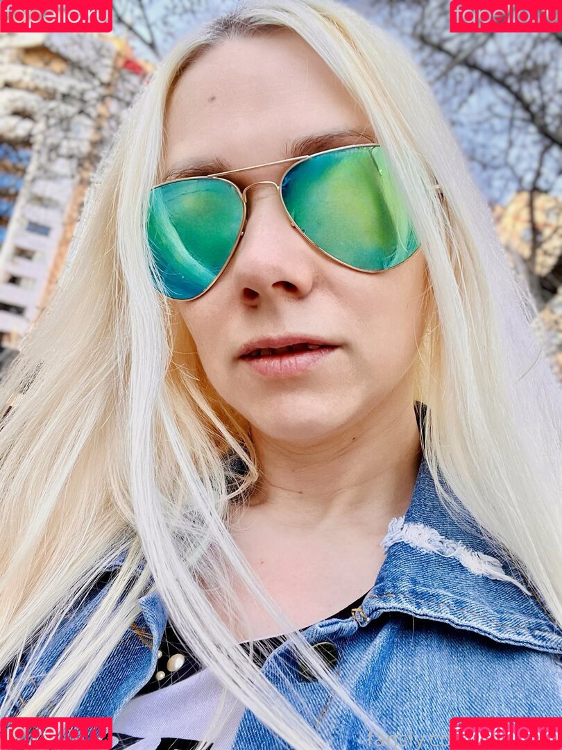 LeaFoxy Onlyfans Photo Gallery 