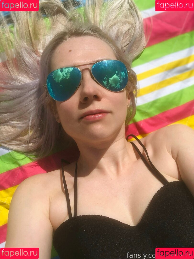 LeaFoxy Onlyfans Photo Gallery 