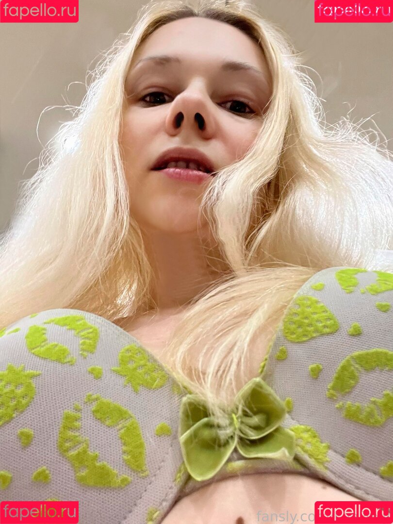 LeaFoxy Onlyfans Photo Gallery 