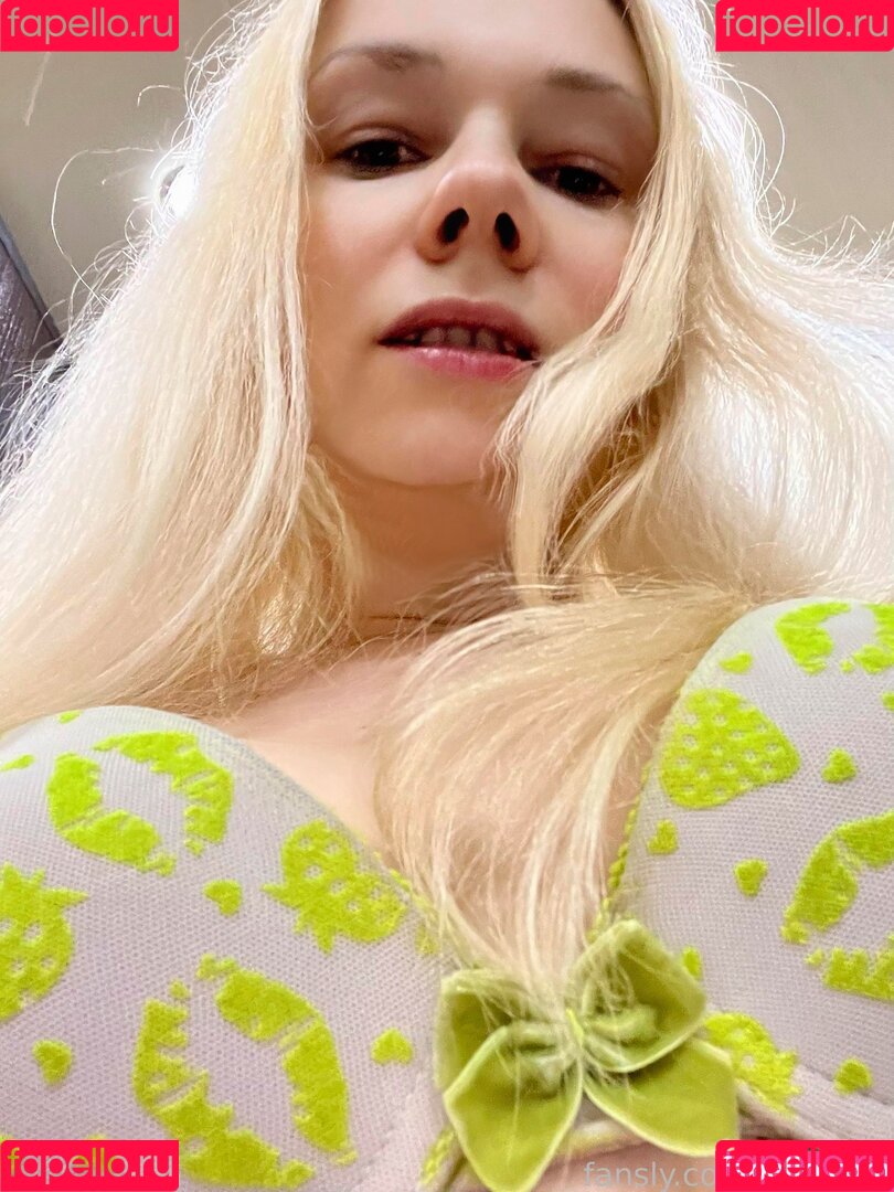 LeaFoxy Onlyfans Photo Gallery 