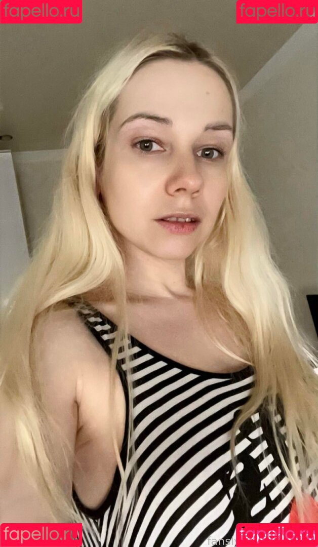 LeaFoxy Onlyfans Photo Gallery 