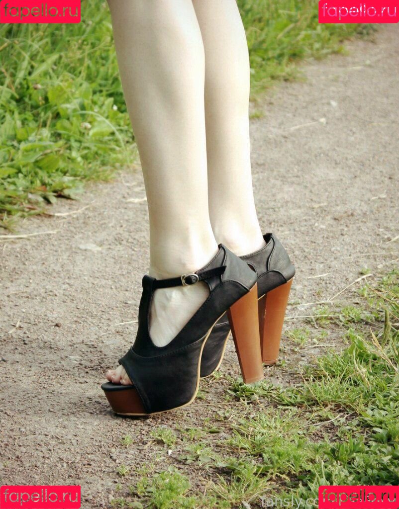 LeaFoxy Onlyfans Photo Gallery 