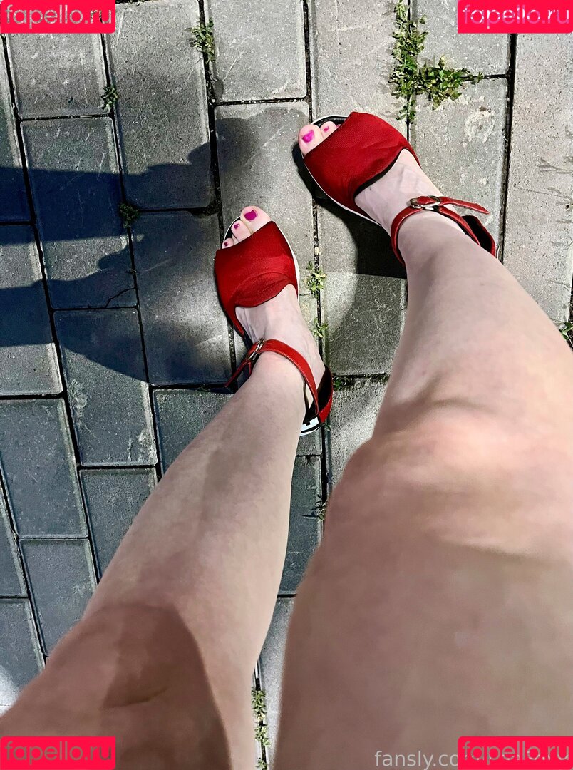 LeaFoxy Onlyfans Photo Gallery 