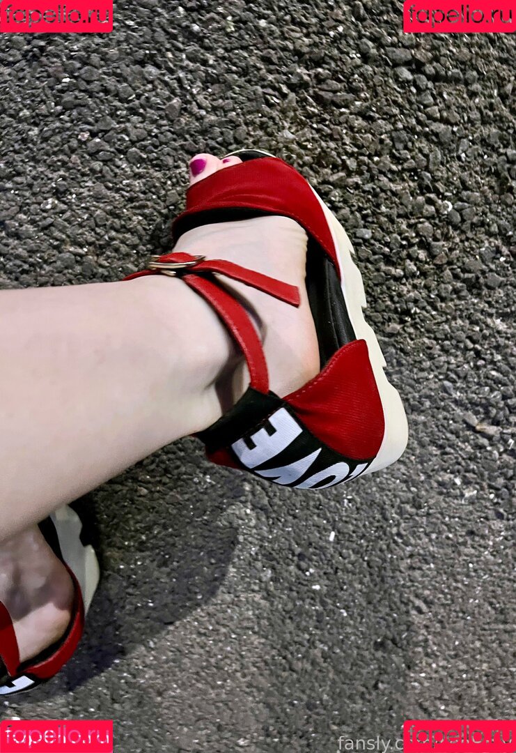 LeaFoxy Onlyfans Photo Gallery 