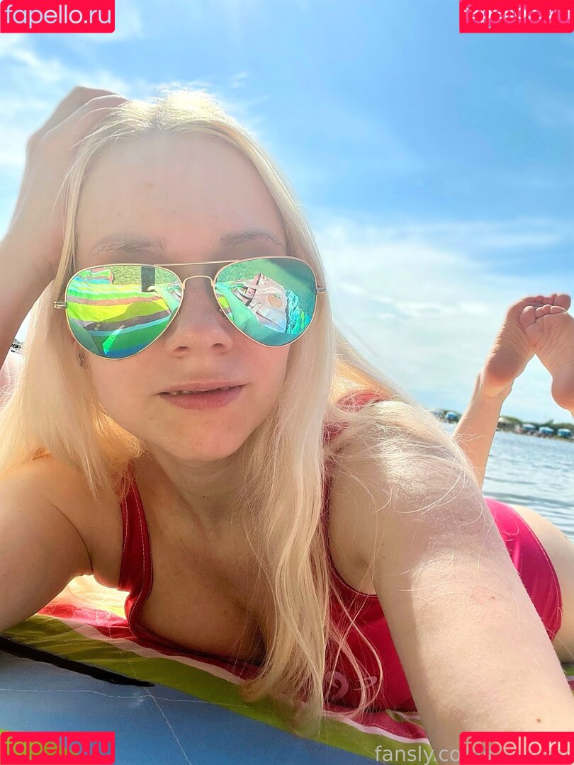 LeaFoxy Onlyfans Photo Gallery 