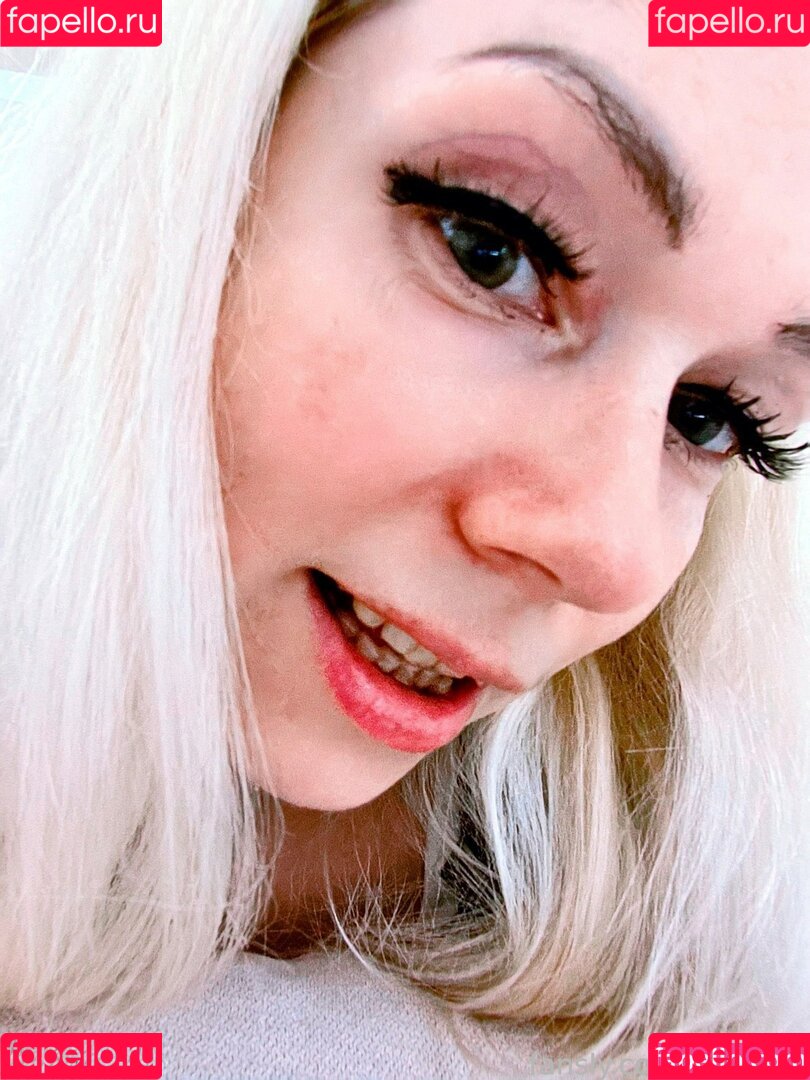 LeaFoxy Onlyfans Photo Gallery 