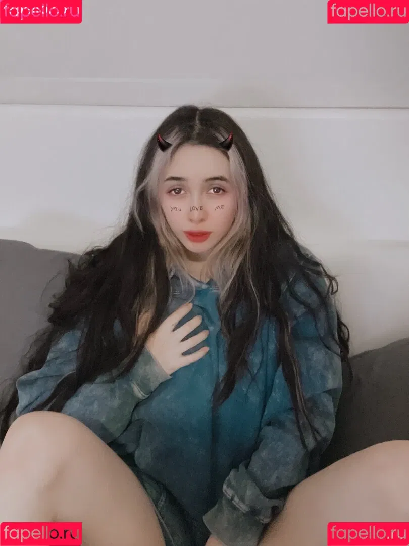 Alyri_tv Onlyfans Photo Gallery 