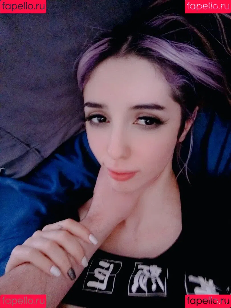 Alyri_tv Onlyfans Photo Gallery 