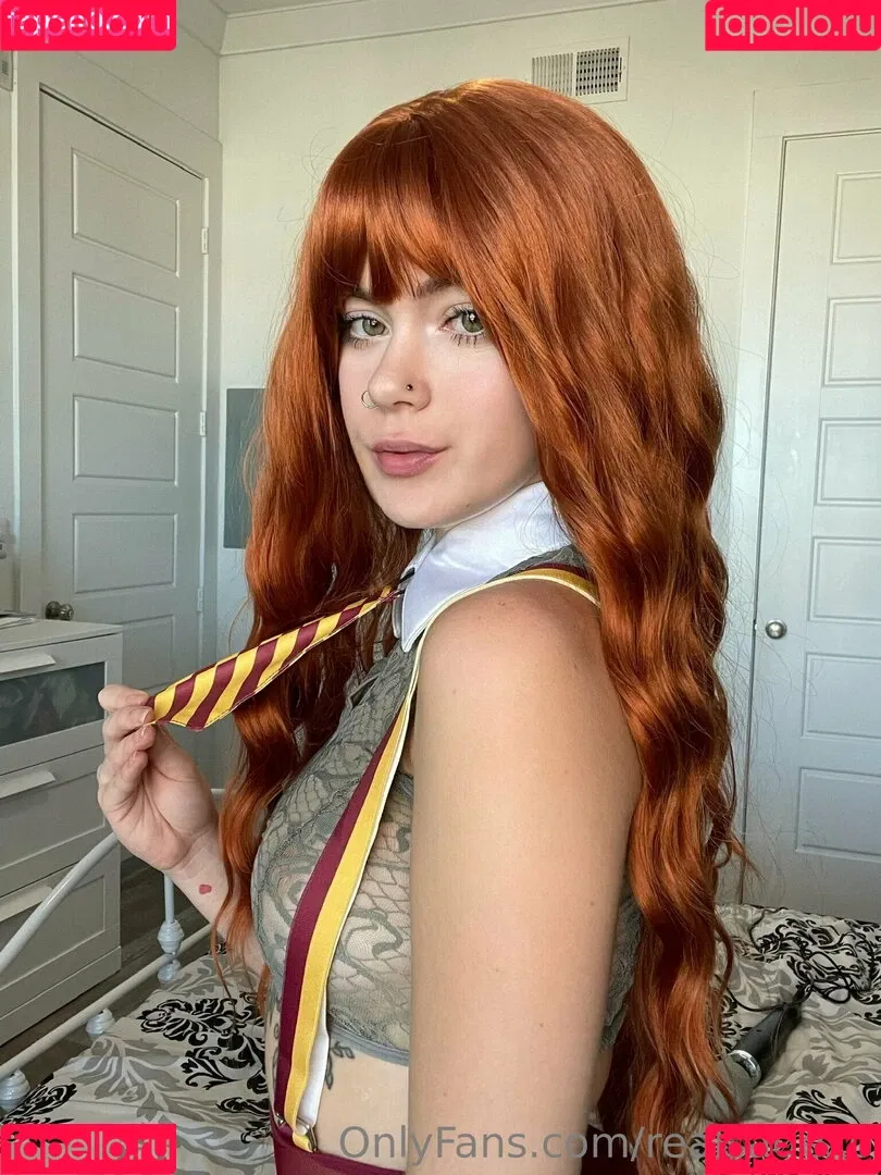 realsagexo Onlyfans Photo Gallery 
