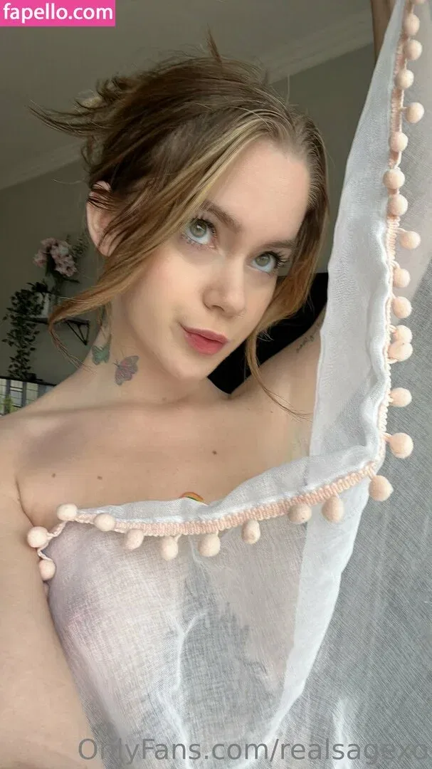 realsagexo Onlyfans Photo Gallery 