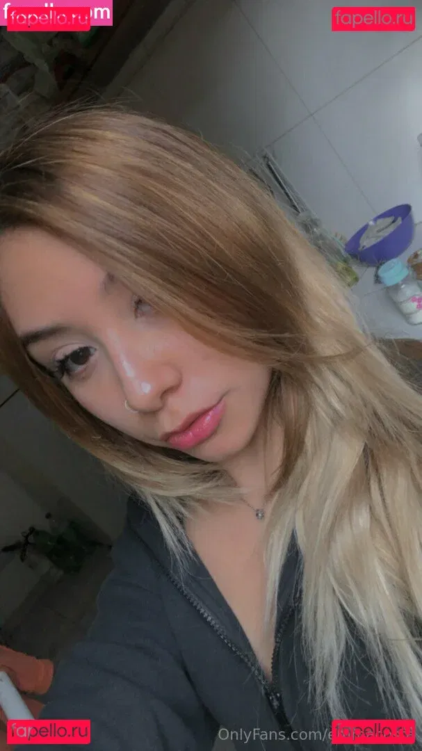 Emma Acosta Onlyfans Photo Gallery 