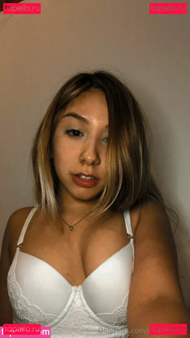 Emma Acosta Onlyfans Photo Gallery 