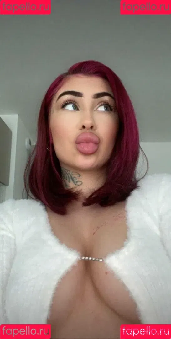 JasmynPvris Onlyfans Photo Gallery 