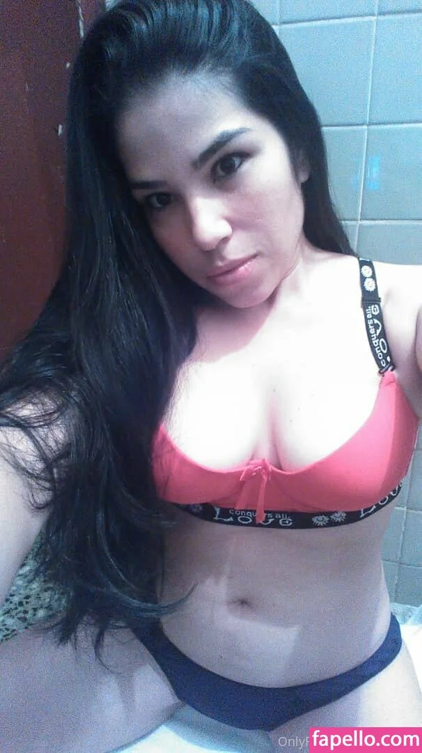 girlhot22 Onlyfans Photo Gallery 