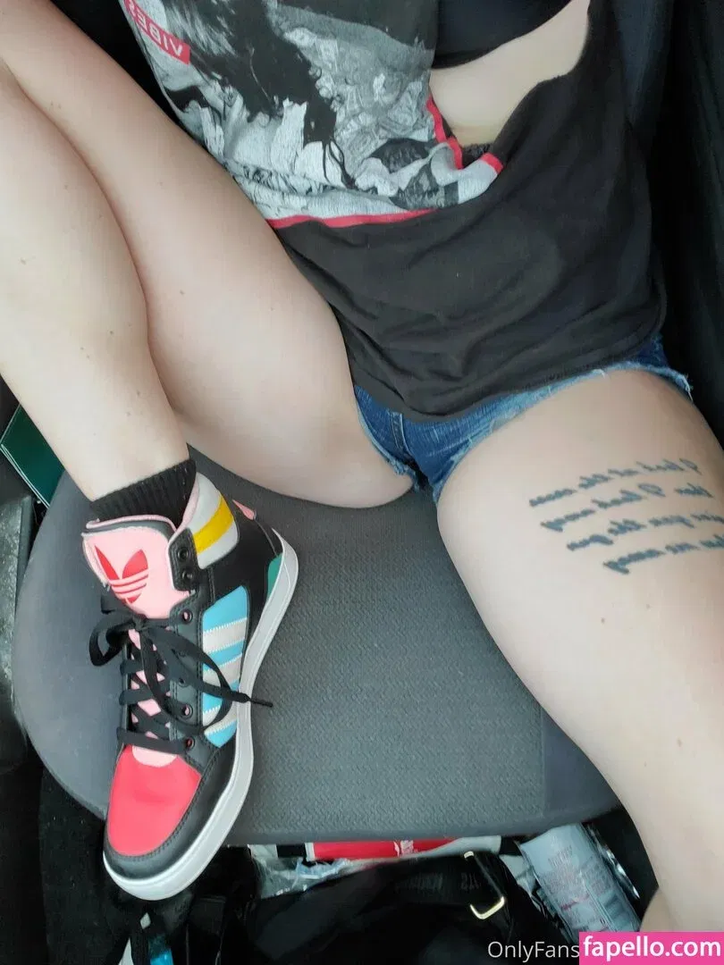 psmeow Onlyfans Photo Gallery 