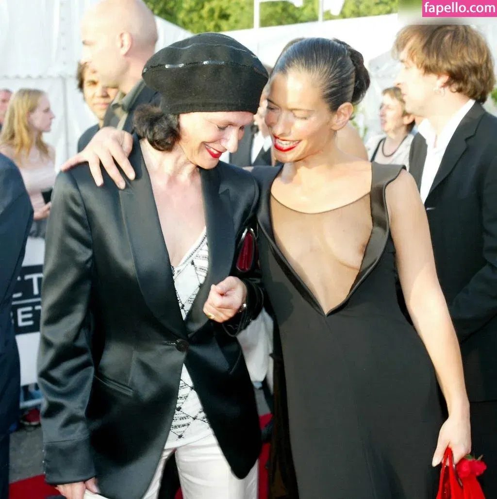 Sandra Speichert Onlyfans Photo Gallery 