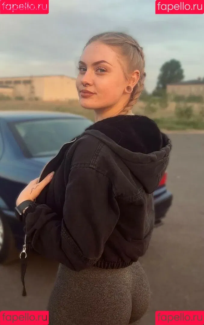 emaazing Onlyfans Photo Gallery 
