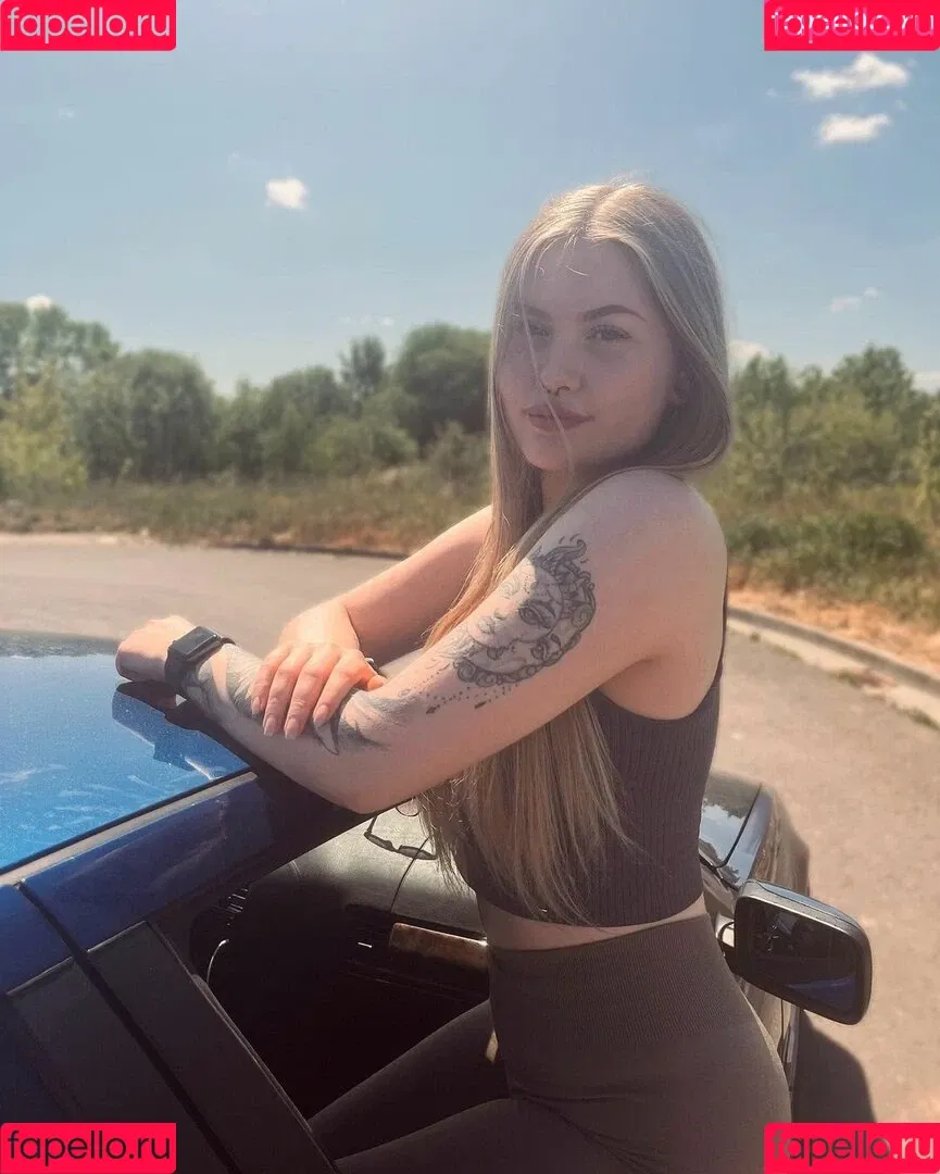 emaazing Onlyfans Photo Gallery 