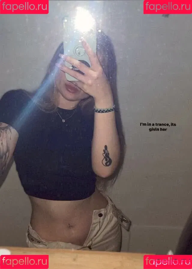 emaazing Onlyfans Photo Gallery 