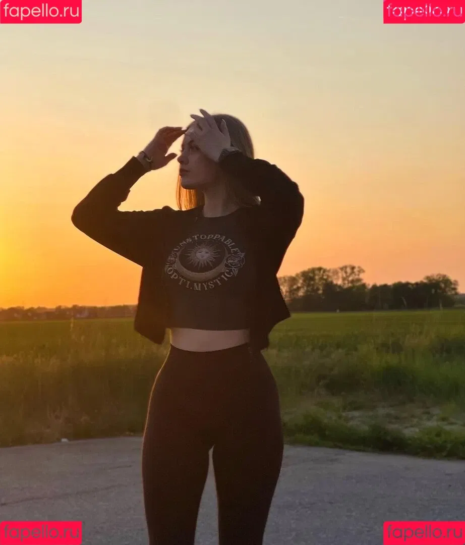 emaazing Onlyfans Photo Gallery 
