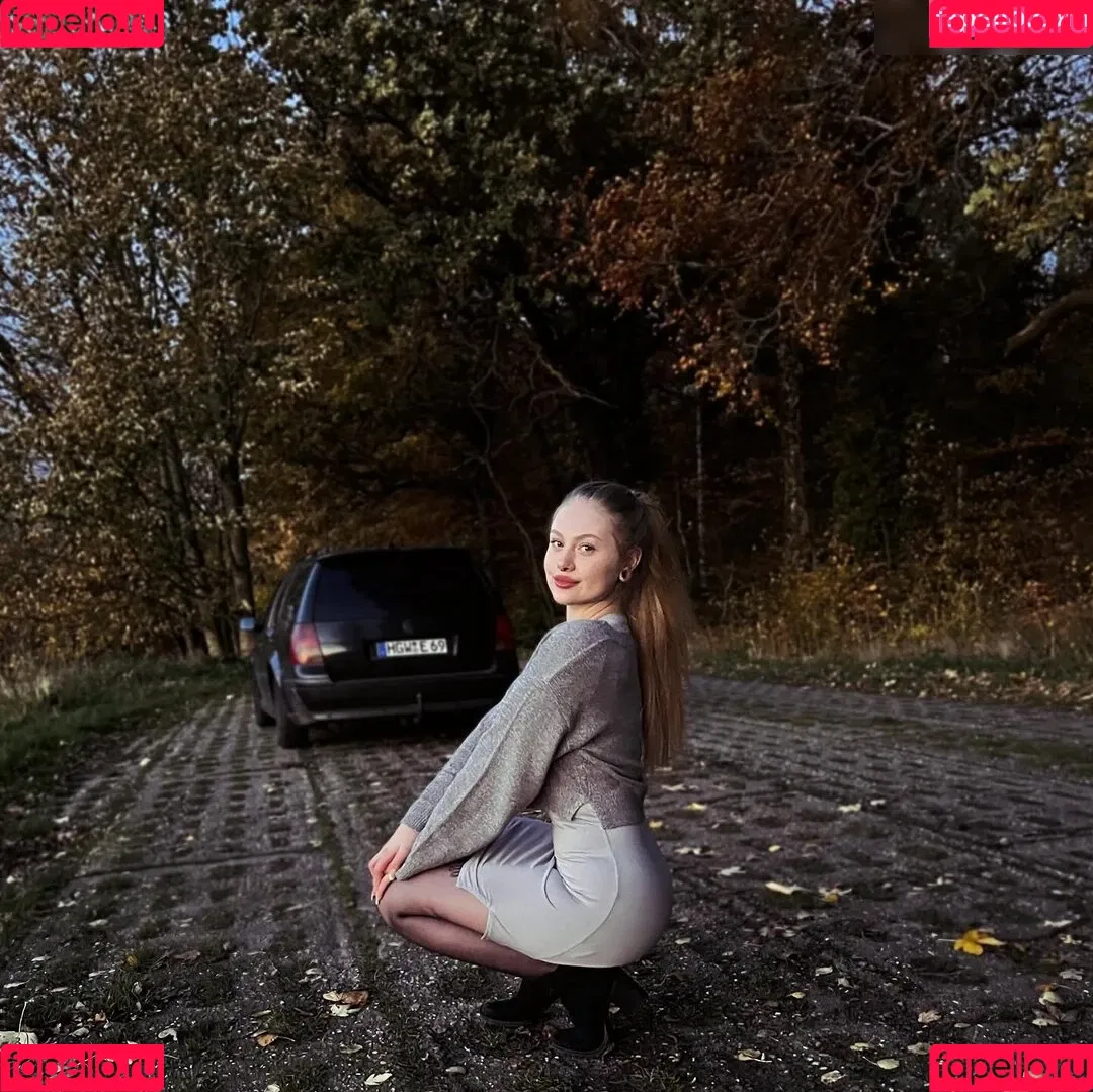 emaazing Onlyfans Photo Gallery 