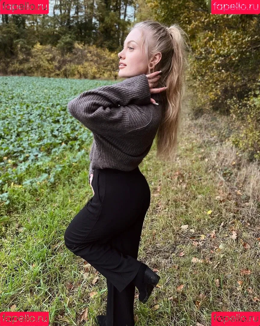 emaazing Onlyfans Photo Gallery 