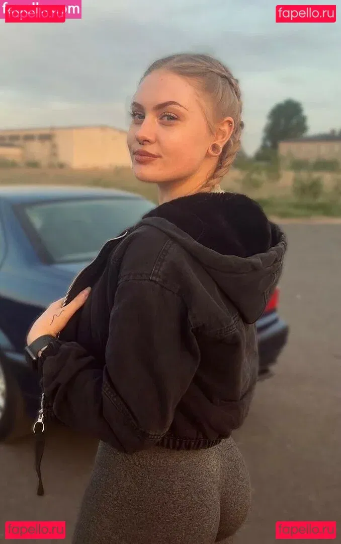 emaazing Onlyfans Photo Gallery 