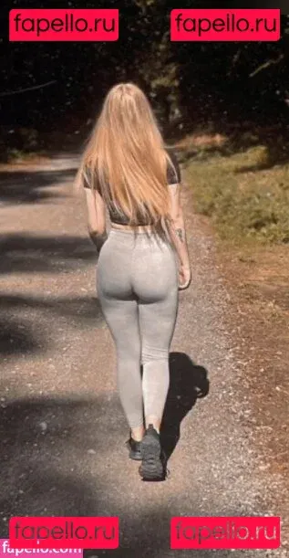 emaazing Onlyfans Photo Gallery 