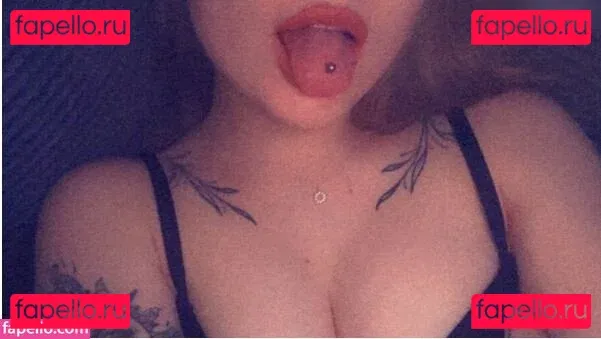 emaazing Onlyfans Photo Gallery 