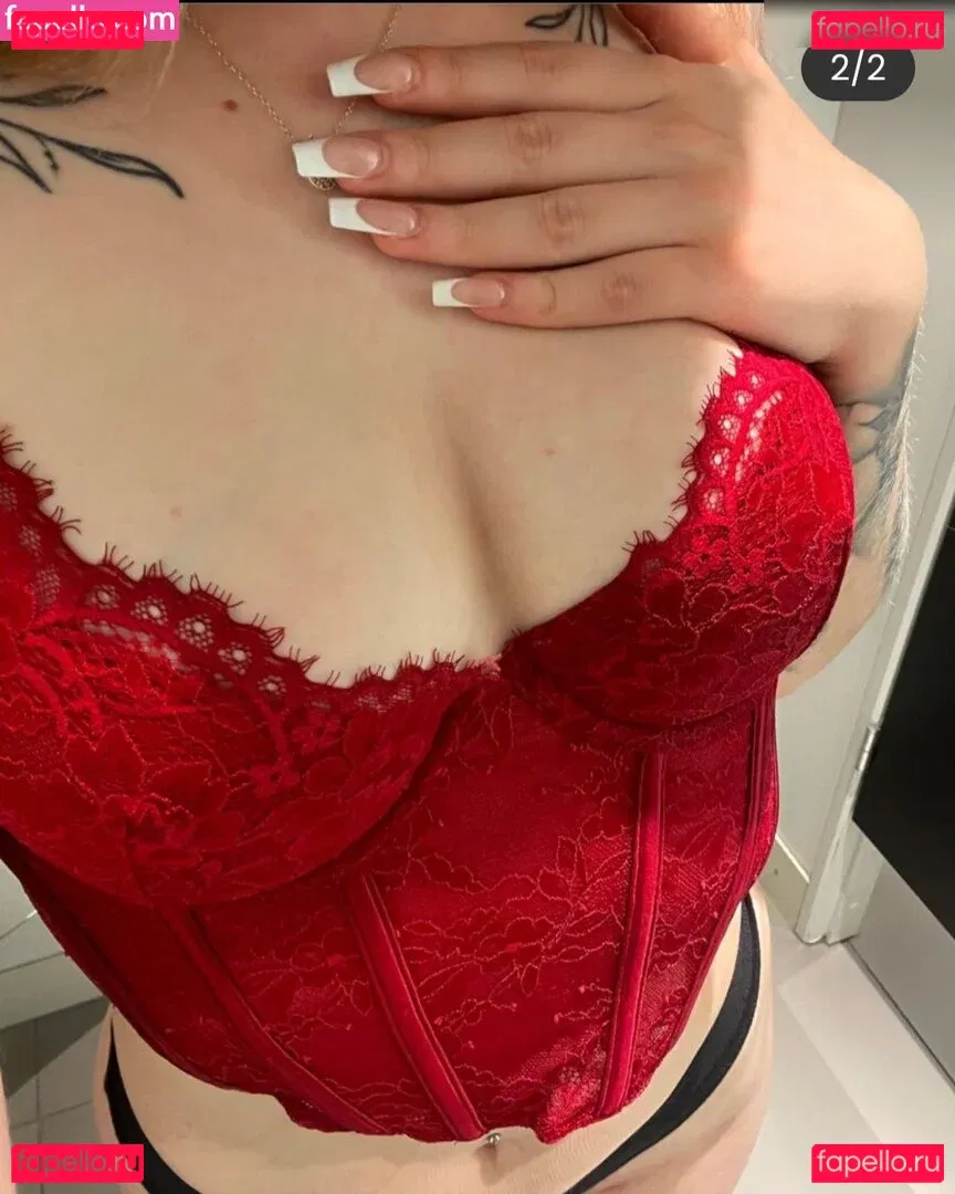 emaazing Onlyfans Photo Gallery 