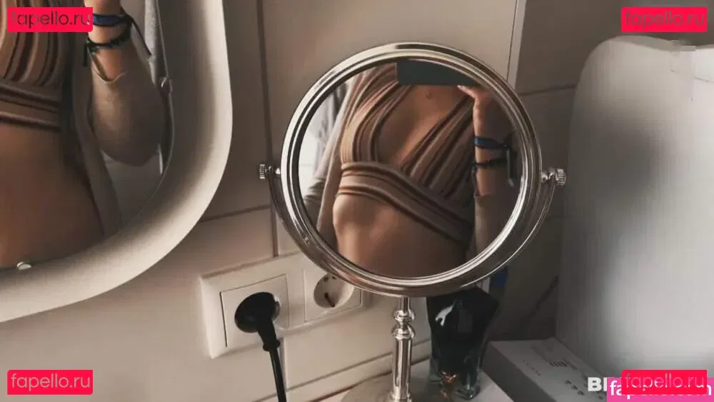 emaazing Onlyfans Photo Gallery 