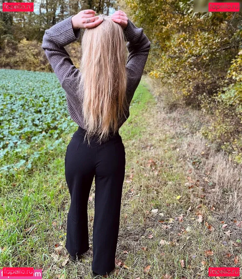 emaazing Onlyfans Photo Gallery 