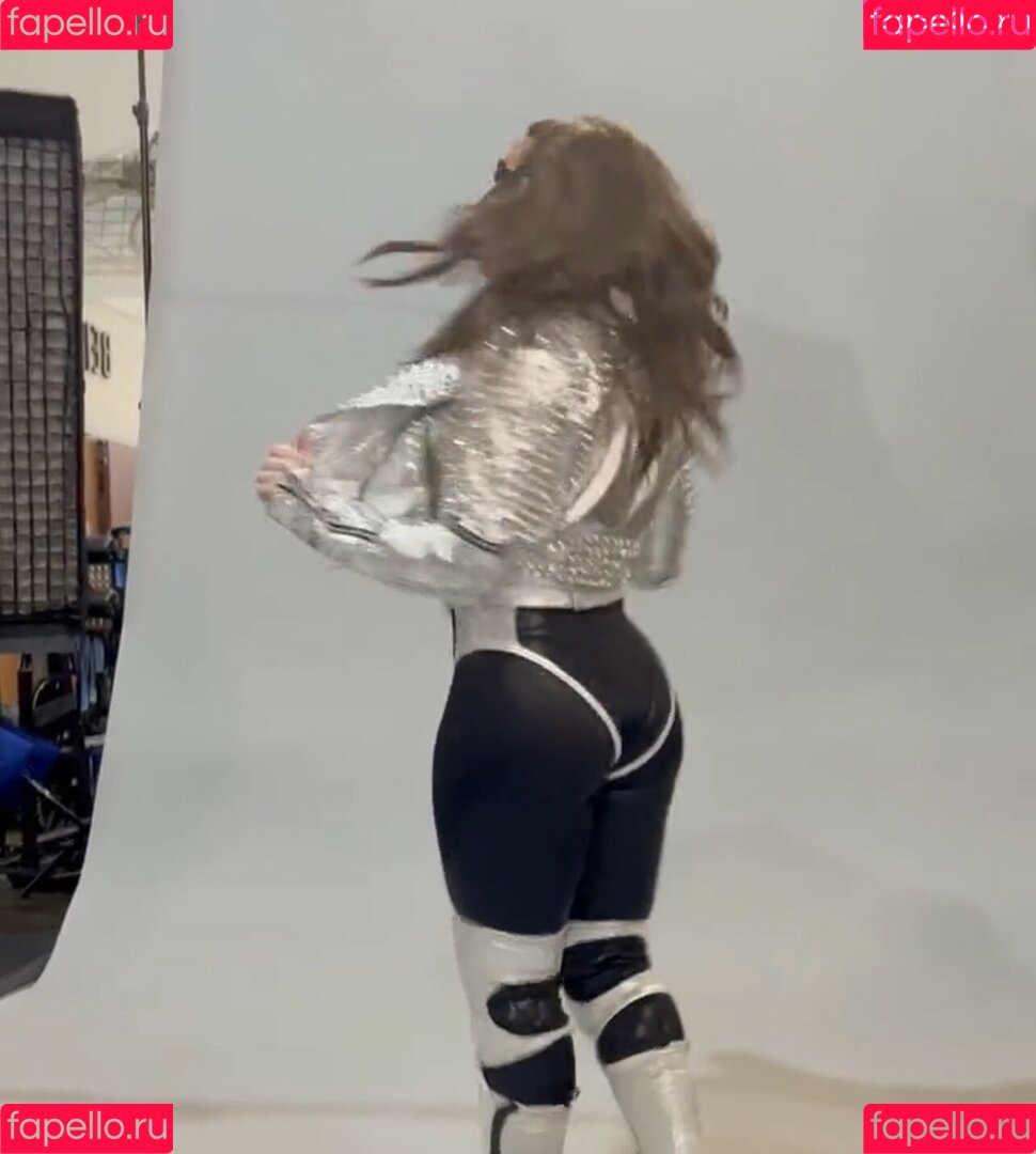 Nikki Cross Onlyfans Photo Gallery 