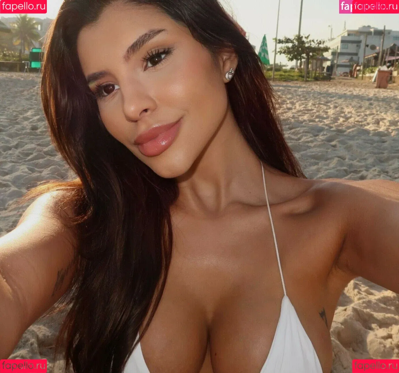 Yris Araujo Onlyfans Photo Gallery 