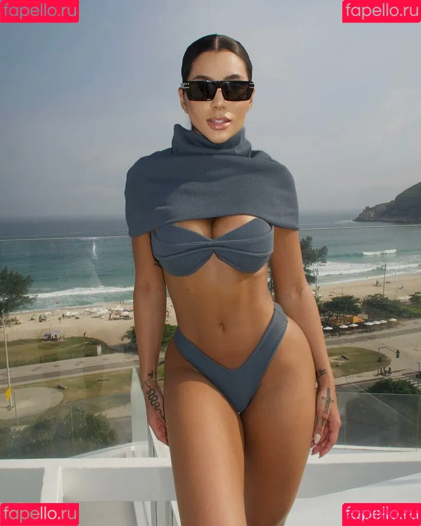 Yris Araujo Onlyfans Photo Gallery 