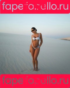 Yris Araujo Onlyfans Photo Gallery 