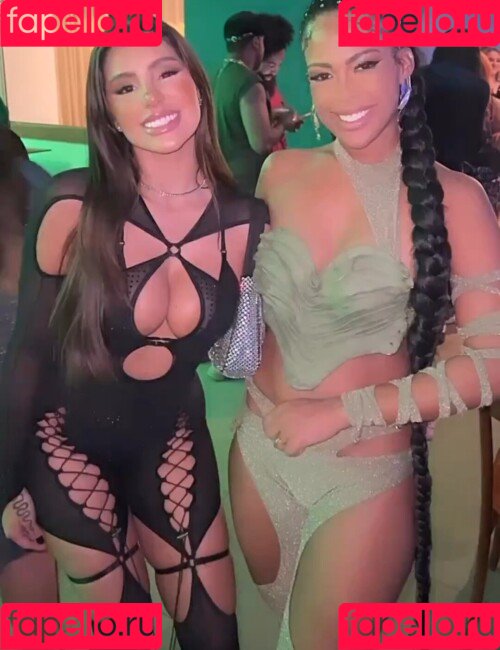 Yris Araujo Onlyfans Photo Gallery 