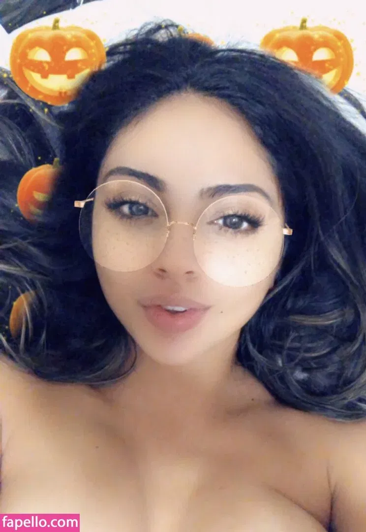 Jasmynnive Onlyfans Photo Gallery 