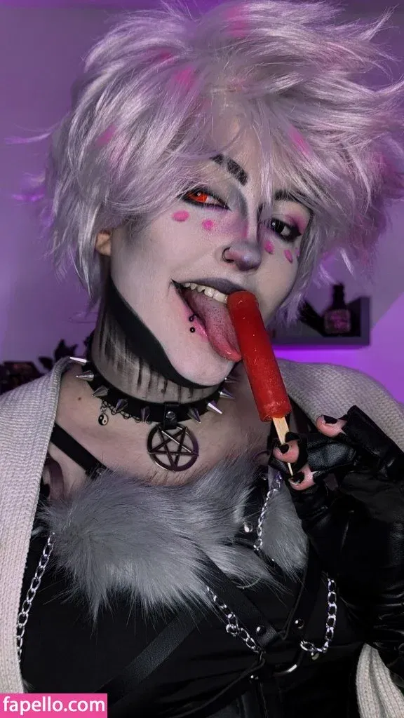 Easygoinggoth Onlyfans Photo Gallery 