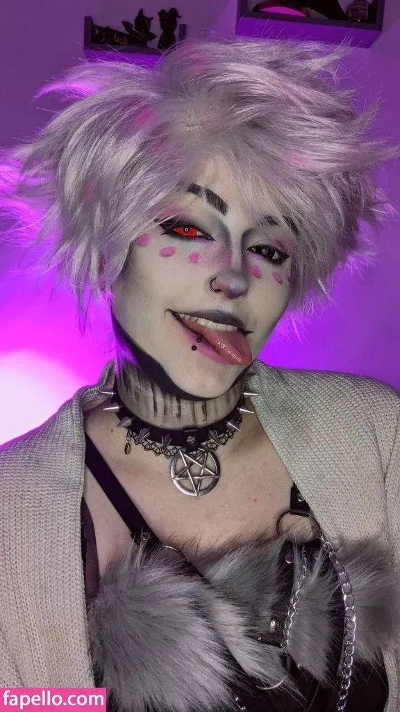 Easygoinggoth Onlyfans Photo Gallery 