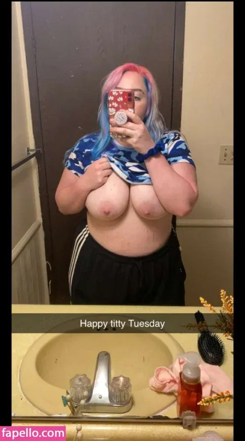 emij_32 Onlyfans Photo Gallery 