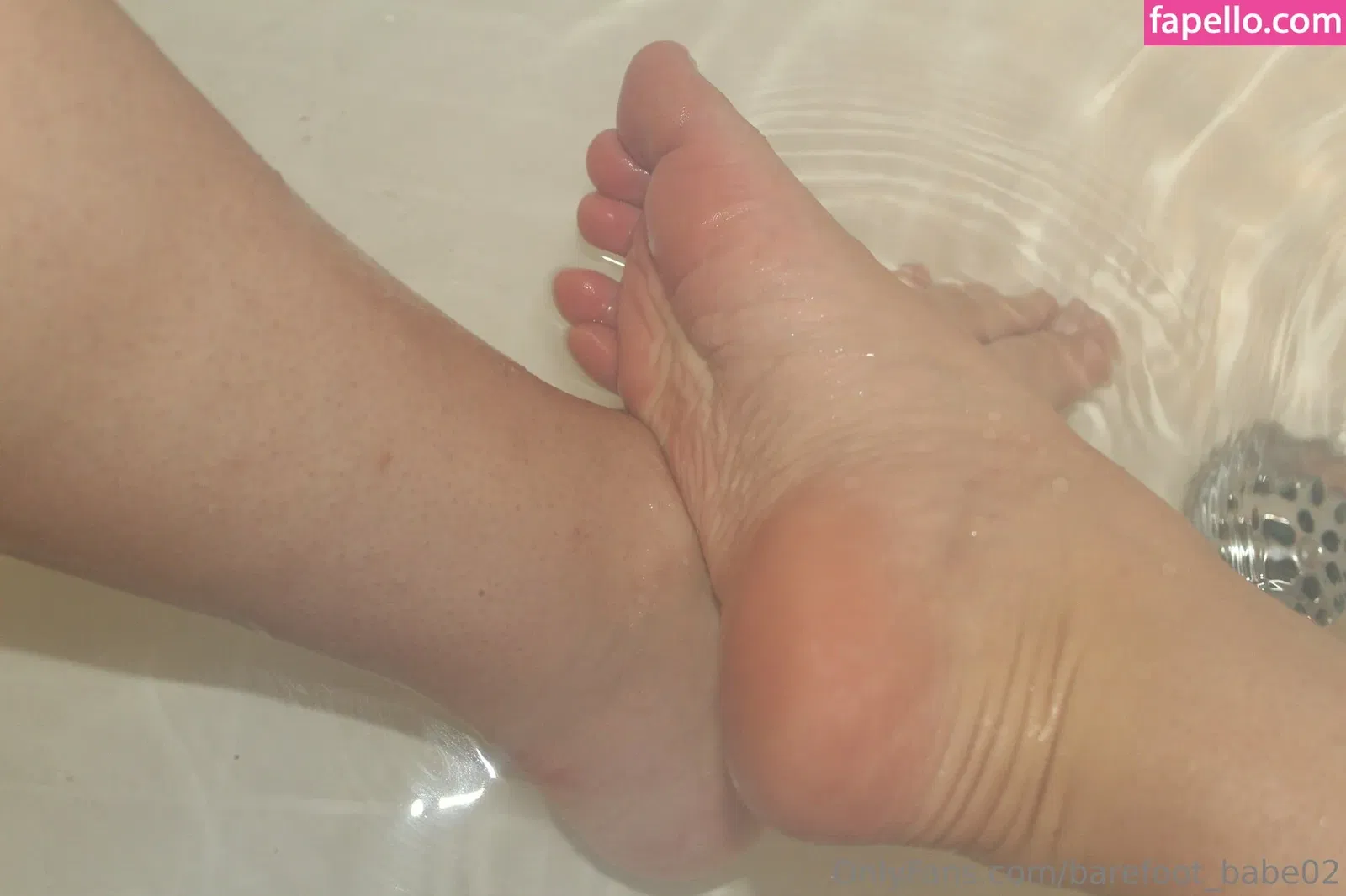 barefoot_babe02 Onlyfans Photo Gallery 