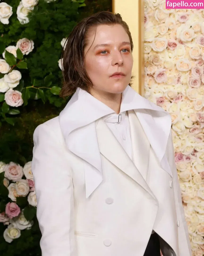 Emma D'arcy Onlyfans Photo Gallery 