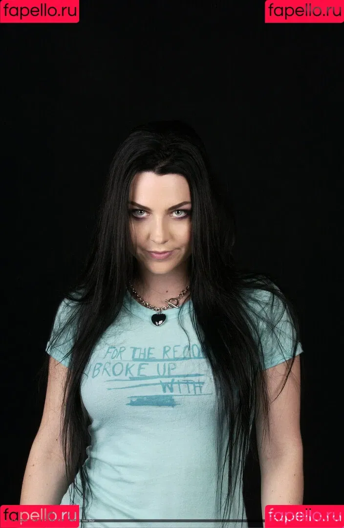 Amy Lee (Evanescence) Onlyfans Photo Gallery 