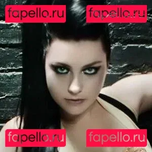 Amy Lee (Evanescence) Onlyfans Photo Gallery 